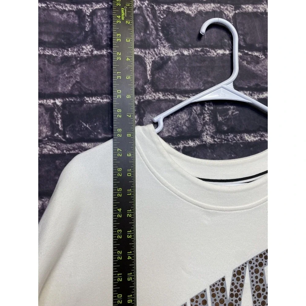 Nike Sweatshirt Women Small White Rally Metallic Fleece 652 Long Sleeve Gym Yoga
